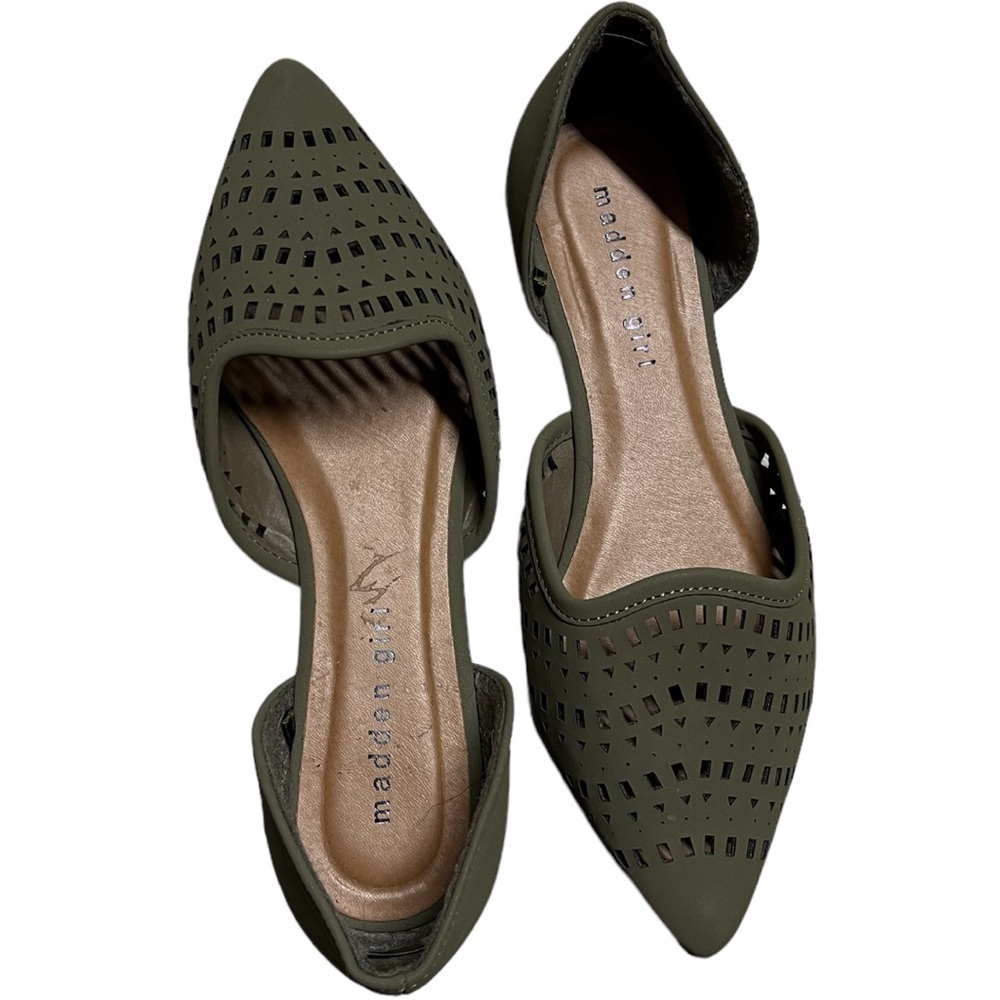 Madden Girl Green Laser Cut Flats Vegan Size 7 - Picture 3 of 9